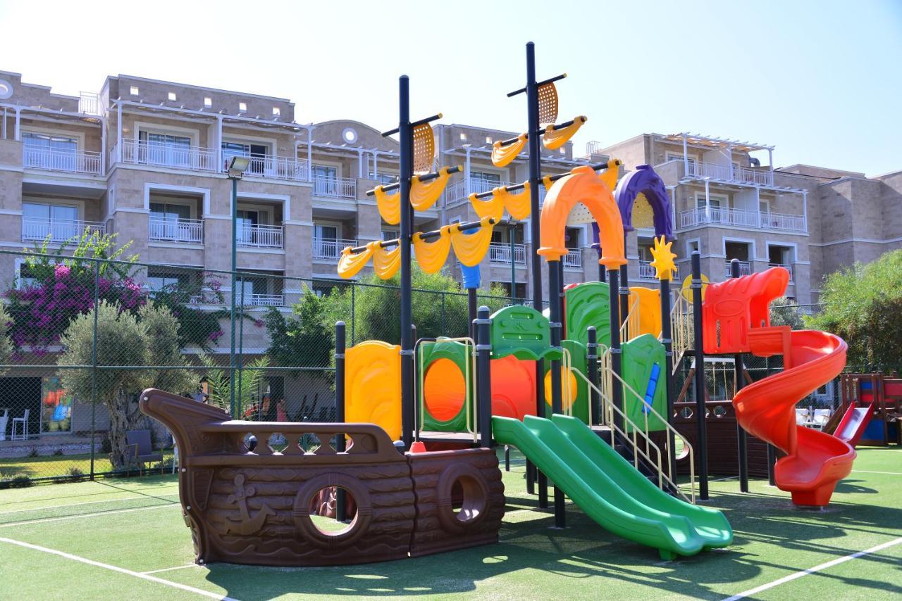 Andriake Beach Club Hotel 뎀레 외부 사진